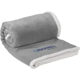 US Basic Mckinley Sherpa Fleece Blanket Branded Image