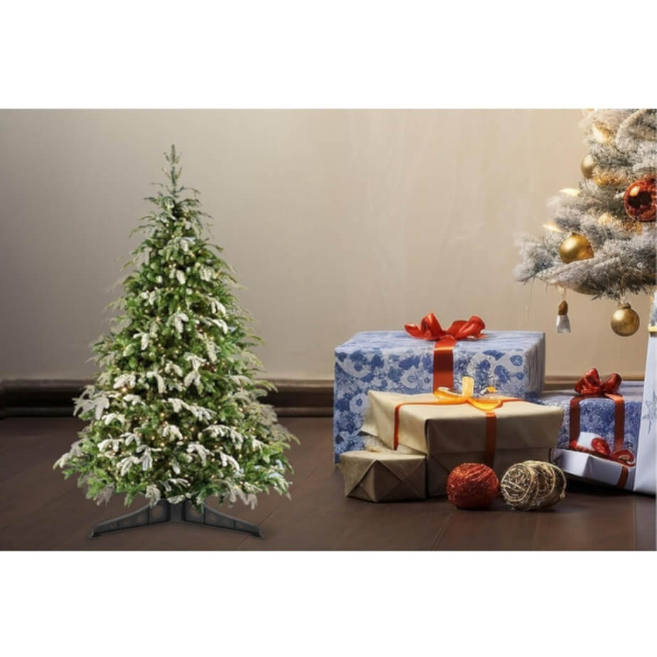 Eco-Friendly Christmas Tree - Full