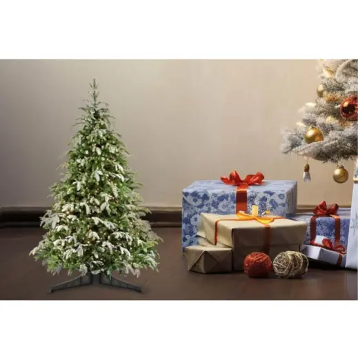Eco-Friendly Christmas Tree - Full