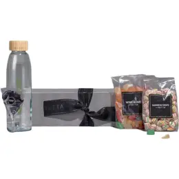 Yatta Happy Huddle Hamper Branded Image