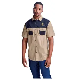 Mens Short Sleeve Serengeti 2-Tone Bush Shirt Model Image