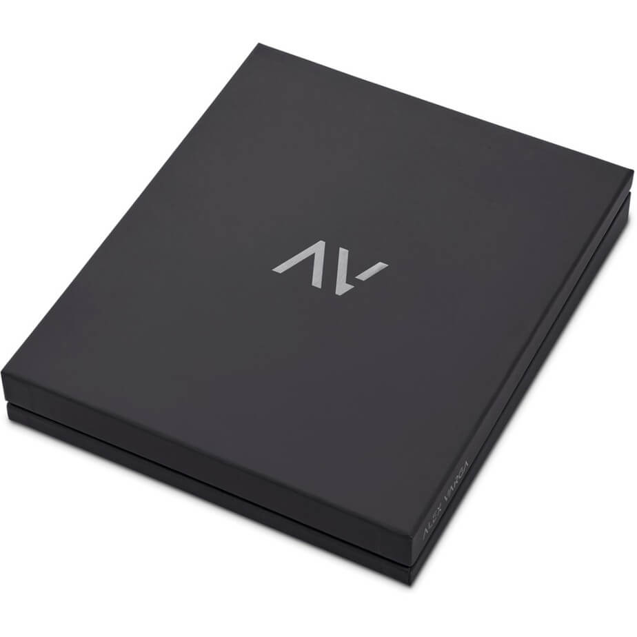 Alex Varga Barnett Box