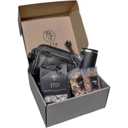 Yatta Sovereign Spoils Hamper Gift Box Open