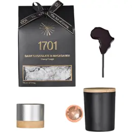 Yatta Basic Beauty Hamper Rose Gold Contents