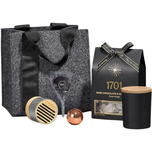 Yatta Basic Beauty Hamper Rose Gold Display