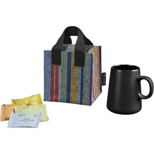 Yatta Chirpy Charm Hamper Black Display