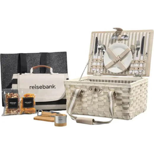 Yatta Golden Glances Hamper Display Branded