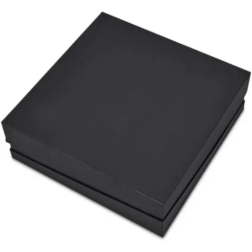 Alex Varga Tenacitas 2027 Diary Gift Set Gift Box Closed