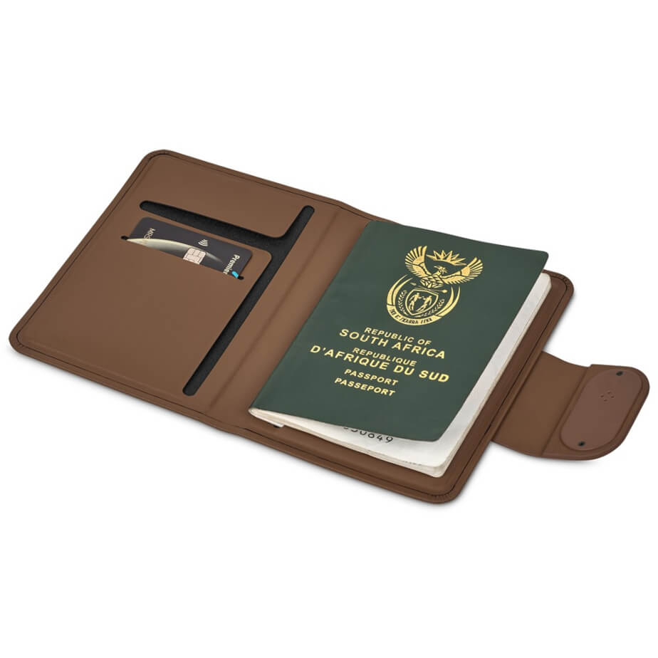 Alex Varga Columbus Global Finder Passport Cover Display