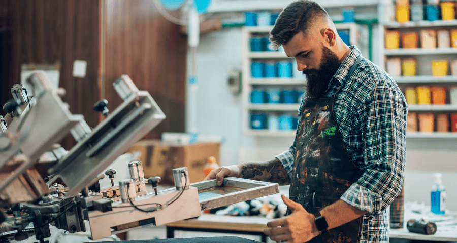 Screen Printing vs Digital Printing: Which Is Better for T Shirts?