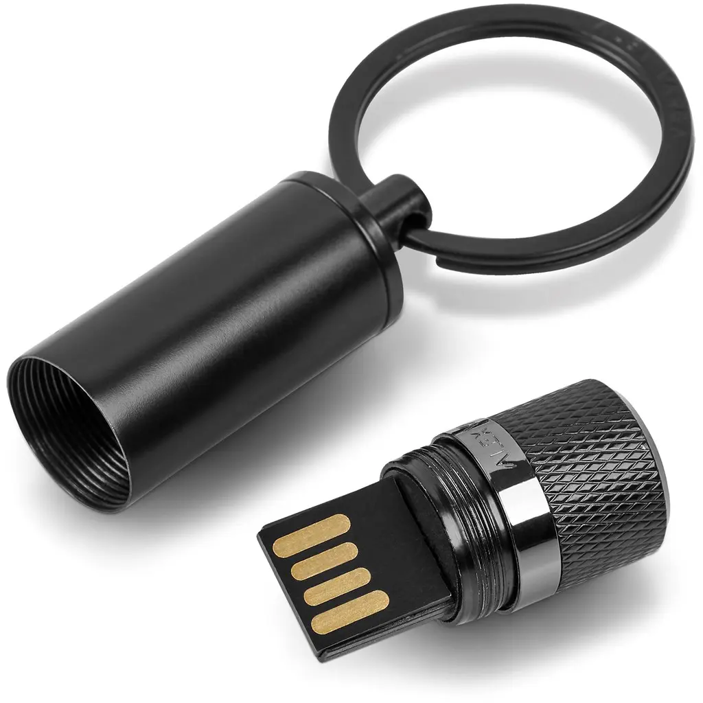 Alex Varga Blofeld Flash Drive Keyholder