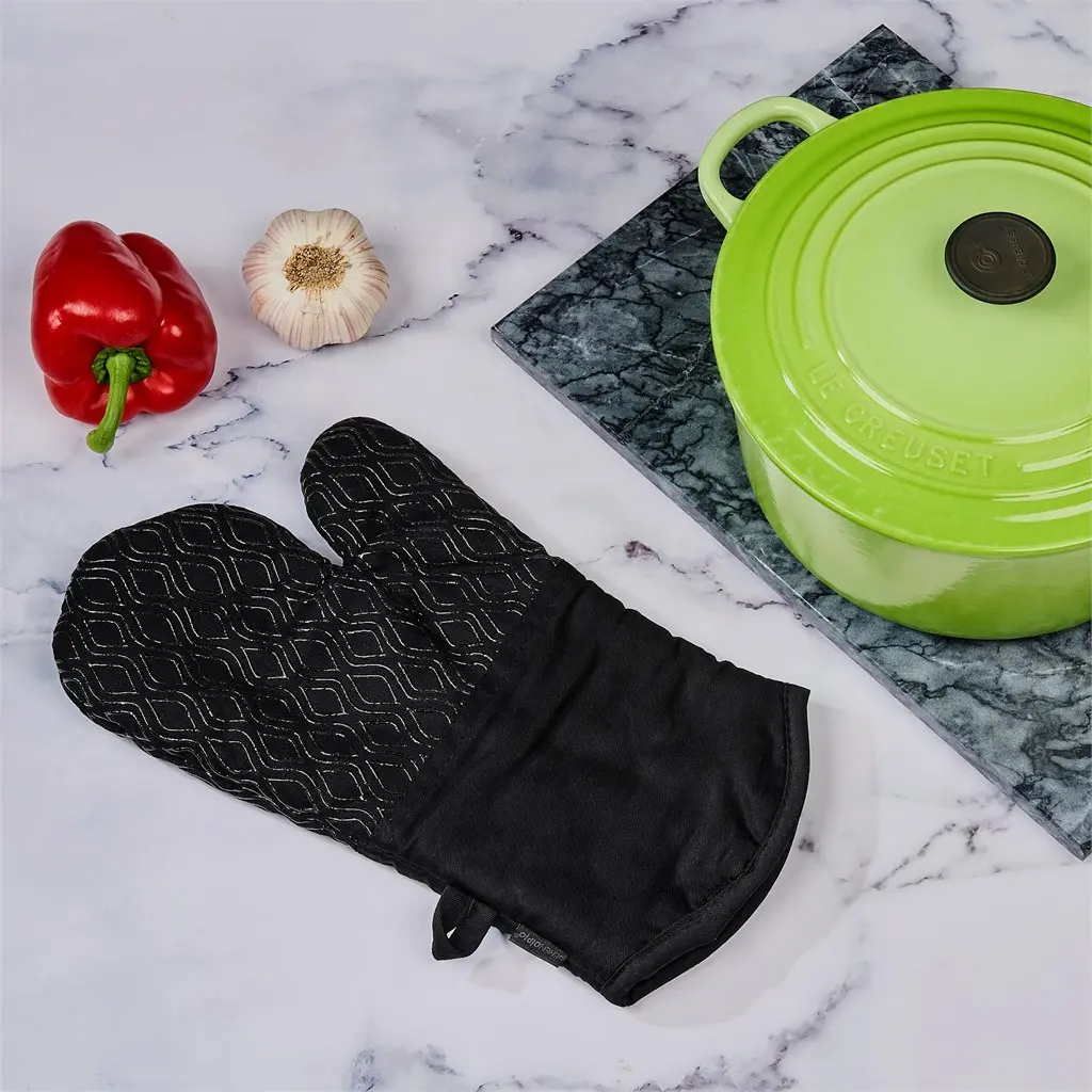 Serendipio Tanoreen Oven Glove