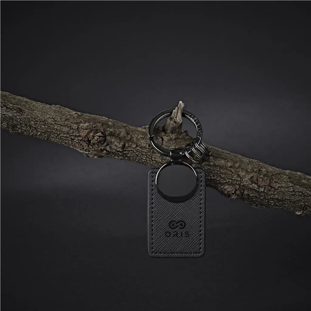 Alex Varga Oriota Keyholder